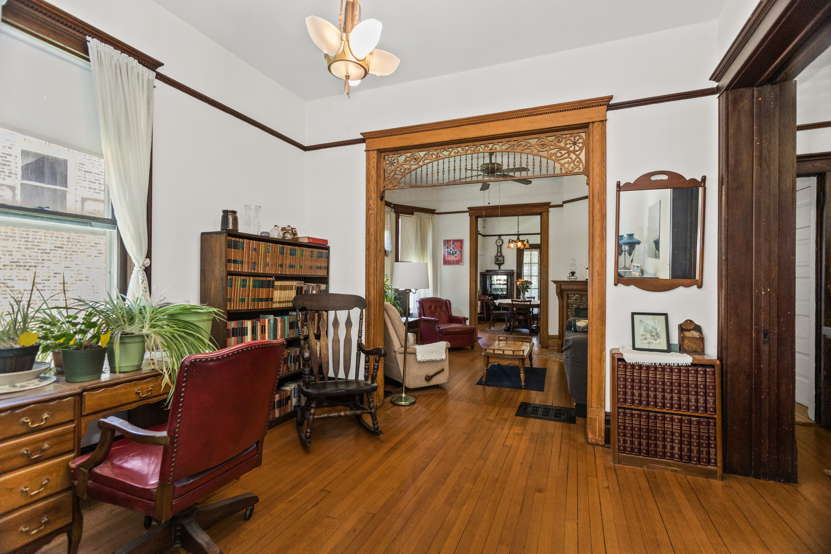 Evanston, Illinois, 60202, United States, 4 Bedrooms Bedrooms, ,1 BathroomBathrooms,Residential,For Sale,1903788