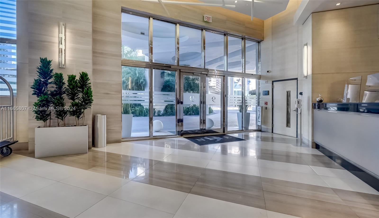 999 SW 1st Ave Unit 1807, Miami, Florida, 33130, United States, 2 Bedrooms Bedrooms, ,2 BathroomsBathrooms,Residential,For Sale,999 SW 1st Ave Unit 1807,1632303