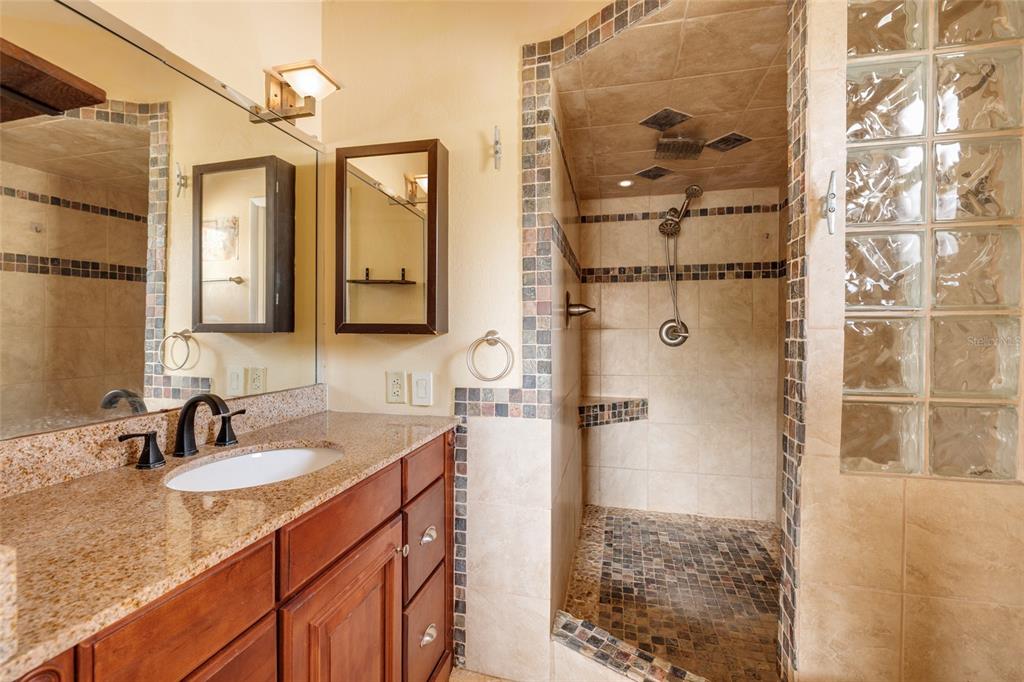 St Petersburg, Florida, 33702, United States, 3 Bedrooms Bedrooms, ,2 BathroomsBathrooms,Residential,For Sale,1993284