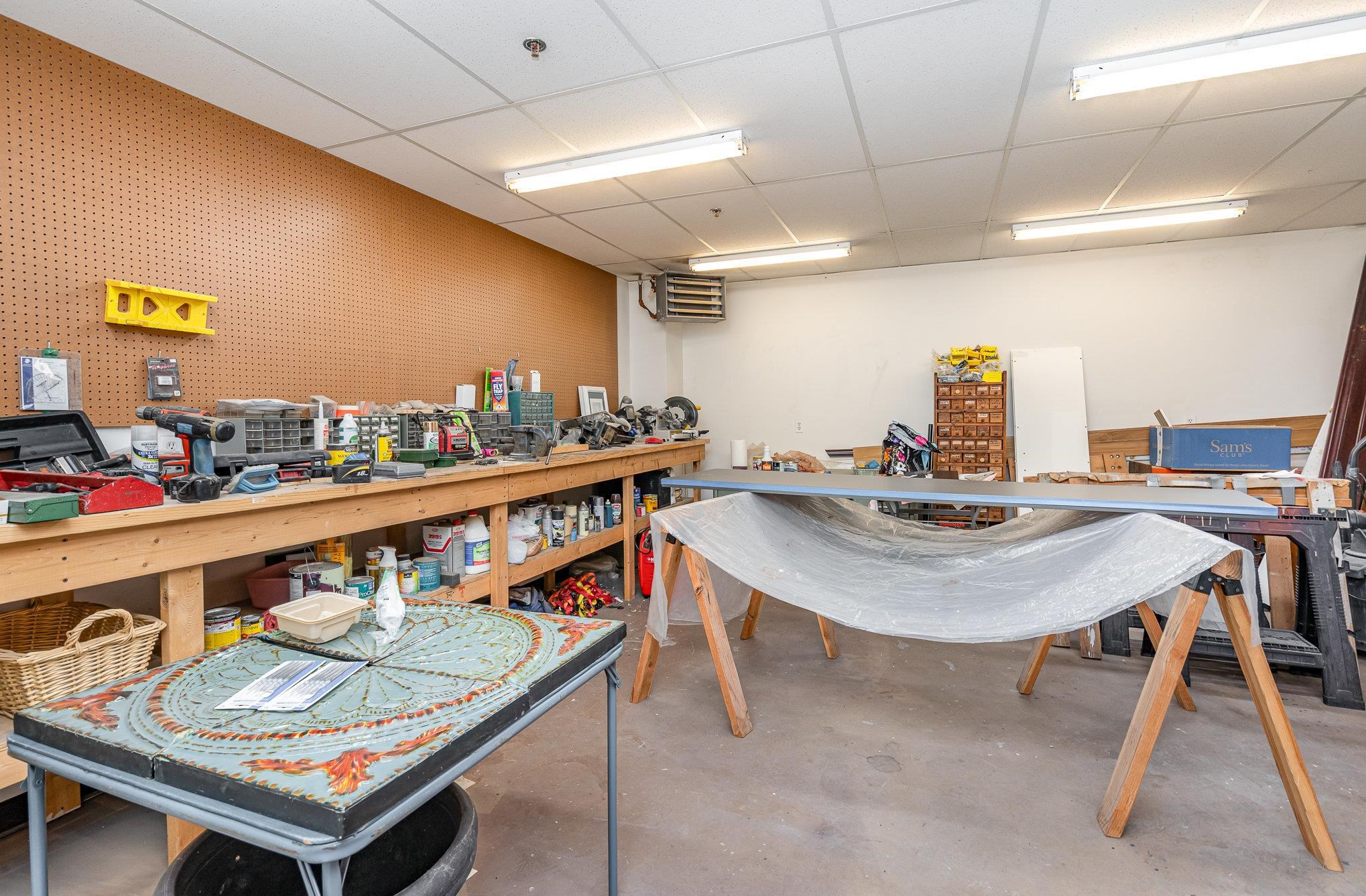 Bay City, Michigan, 48707, United States, 4 Bedrooms Bedrooms, ,5 BathroomsBathrooms,Residential,For Sale,2005481