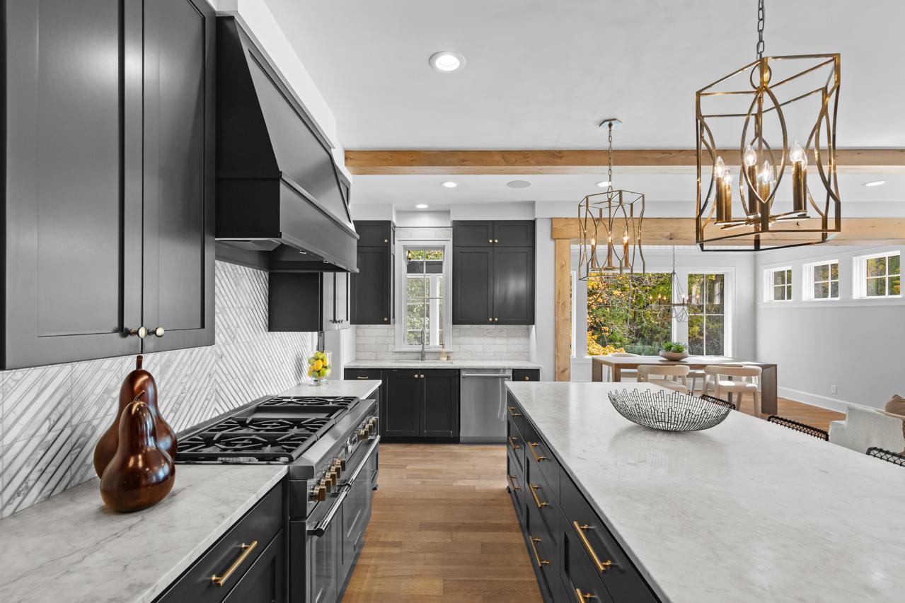 Victoria, Minnesota, 55331, United States, 5 Bedrooms Bedrooms, ,3 BathroomsBathrooms,Residential,For Sale,1994848