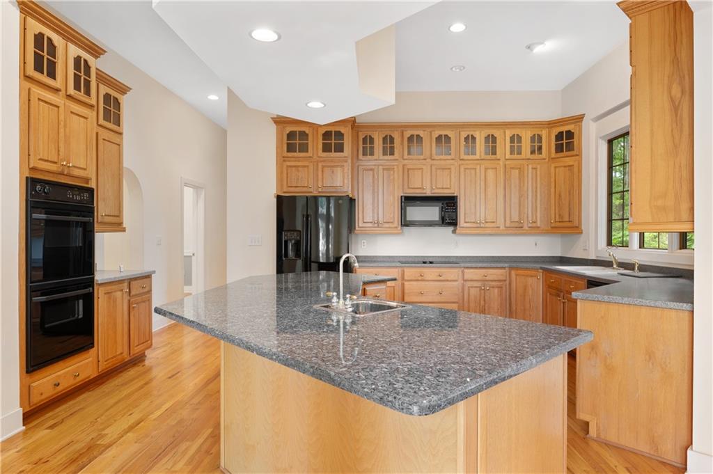 Jasper, Georgia, 30143, United States, 4 Bedrooms Bedrooms, ,5 BathroomsBathrooms,Residential,For Sale,1826778
