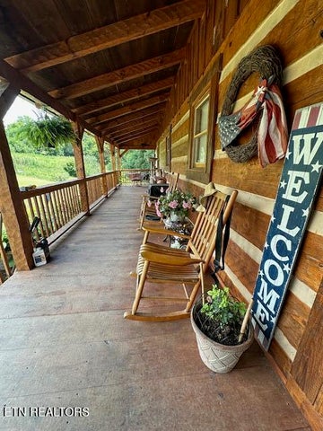 Jonesville, Virginia, 24263, United States, 6 Bedrooms Bedrooms, ,2 BathroomsBathrooms,Residential,For Sale,1979126