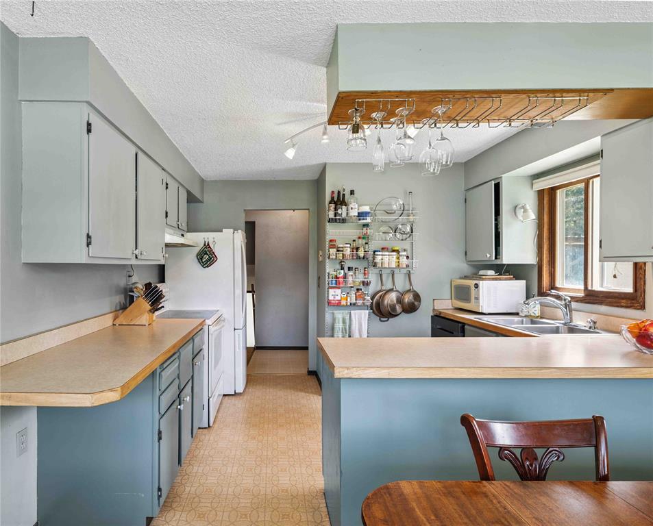 Whitefish, Montana, 59937, United States, 6 Bedrooms Bedrooms, ,5 BathroomsBathrooms,Residential,For Sale,2026243