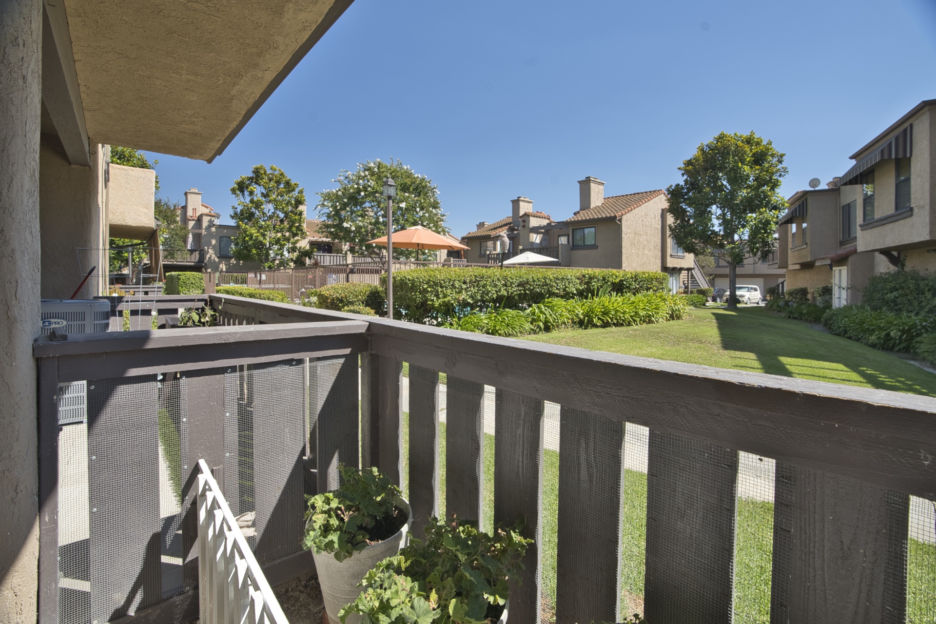 Fullerton, California, 92835, United States, 2 Bedrooms Bedrooms, ,1 BathroomBathrooms,Residential,For Sale,1915893