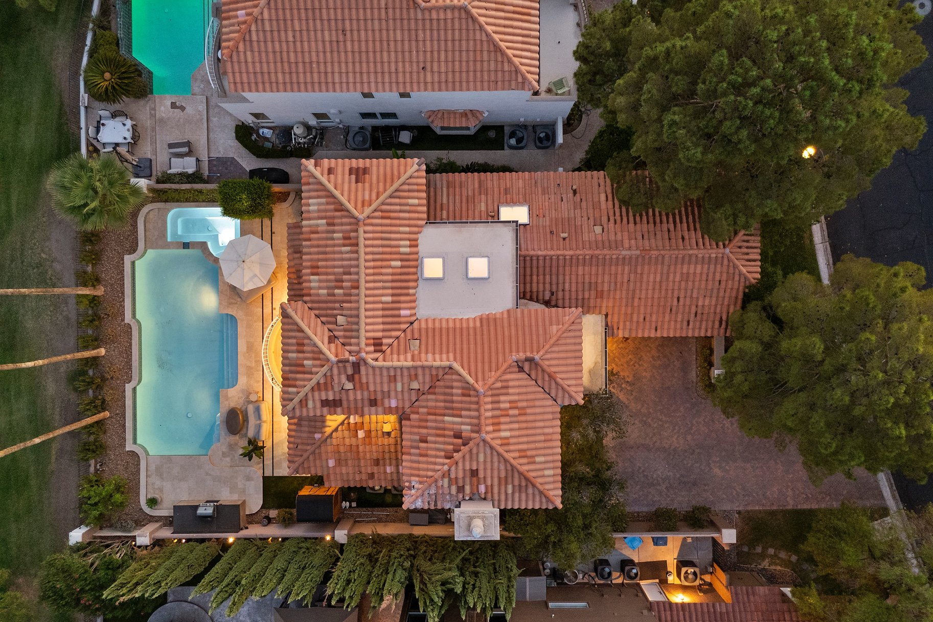  Golf Front Luxury in Guard-Gated Spanish Trail - 物件實景