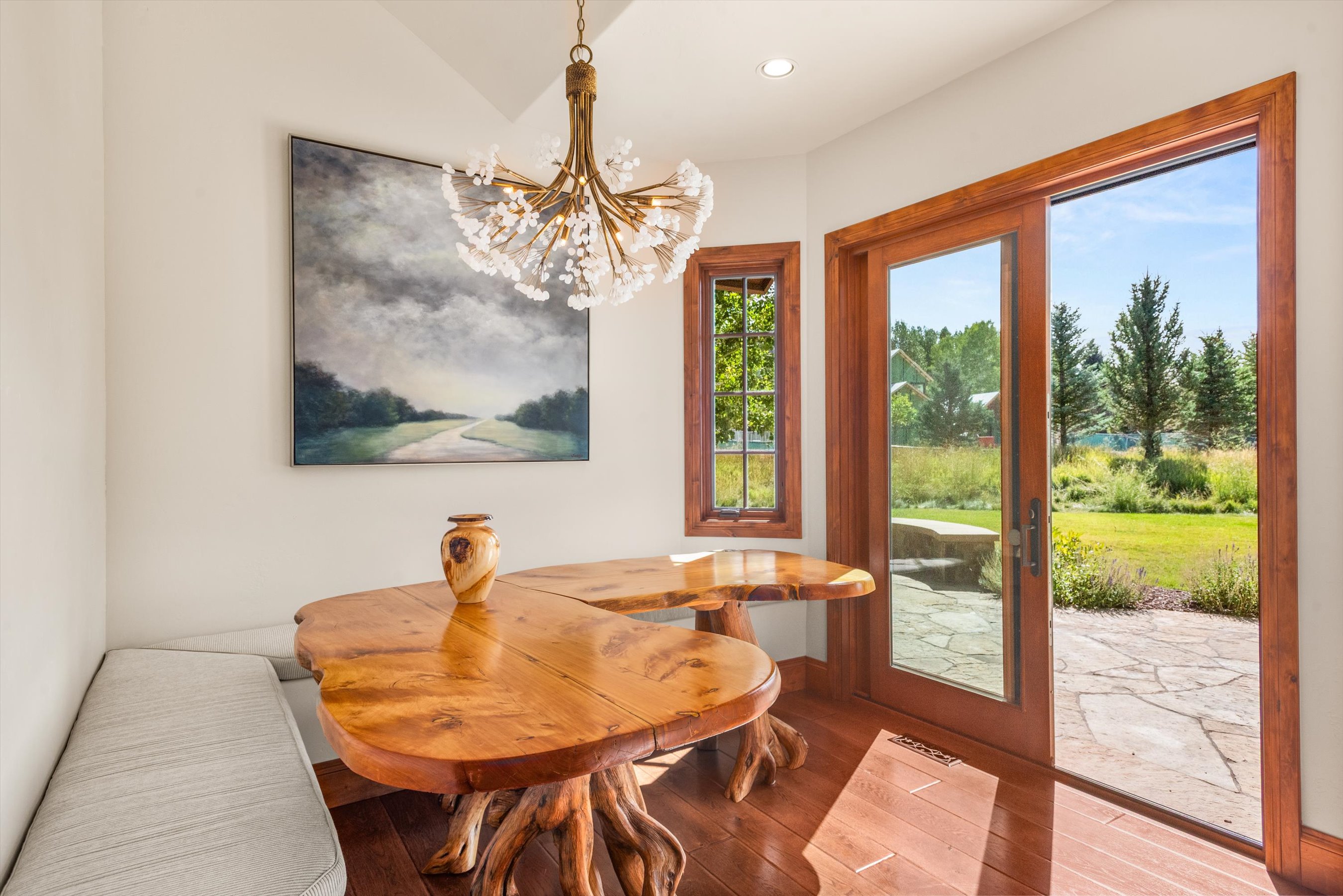  An Exceptional River-View Estate in Aspen Glen - 物件實景