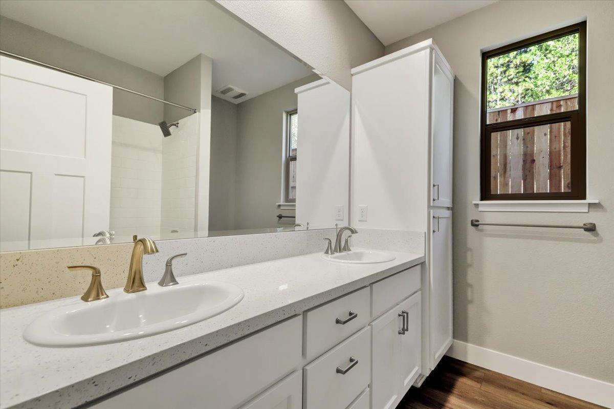 Grass Valley, California, 95945, United States, 3 Bedrooms Bedrooms, ,2 BathroomsBathrooms,Residential,For Sale,1977356