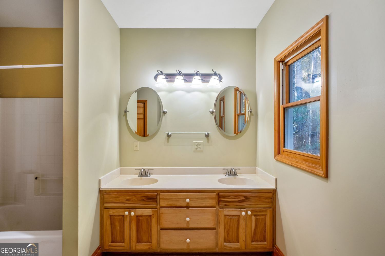 Clayton, Georgia, 30525, United States, 4 Bedrooms Bedrooms, ,3 BathroomsBathrooms,Residential,For Sale,1987187