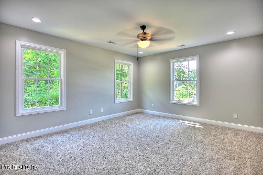 Maryville, Tennessee, 37803, United States, 4 Bedrooms Bedrooms, ,4 BathroomsBathrooms,Residential,For Sale,1874124