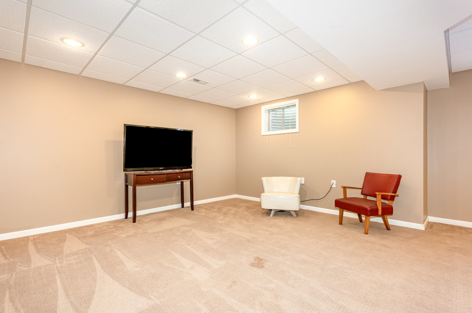 Shorewood, Illinois, 60404, United States, 3 Bedrooms Bedrooms, ,3 BathroomsBathrooms,Residential,For Sale,1937616