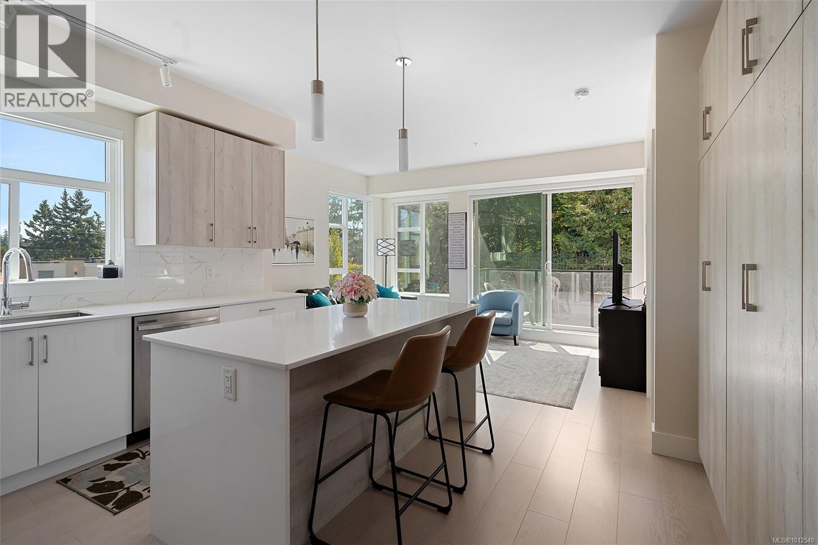 VIEW ROYAL, British Columbia, V9A 2P8, CA, 2 Bedrooms Bedrooms, ,2 BathroomsBathrooms,Residential,For Sale,1949465