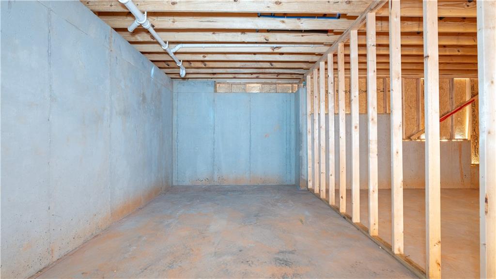 Carrollton, Georgia, 30116, United States, 4 Bedrooms Bedrooms, ,4 BathroomsBathrooms,Residential,For Sale,1897313