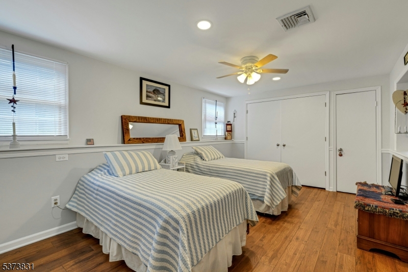 Frankford Twp., New Jersey, 07826, United States, 4 Bedrooms Bedrooms, ,4 BathroomsBathrooms,Residential,For Sale,1901046