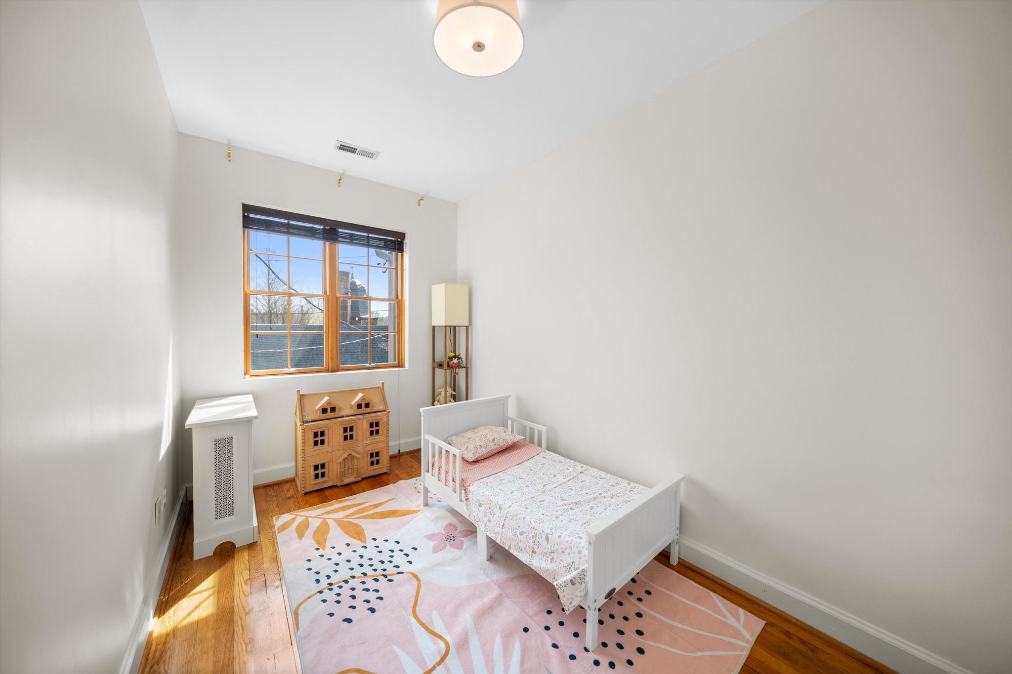  4454 Greenwich Parkway NW, Washington, DC, 20007 - 物件實景