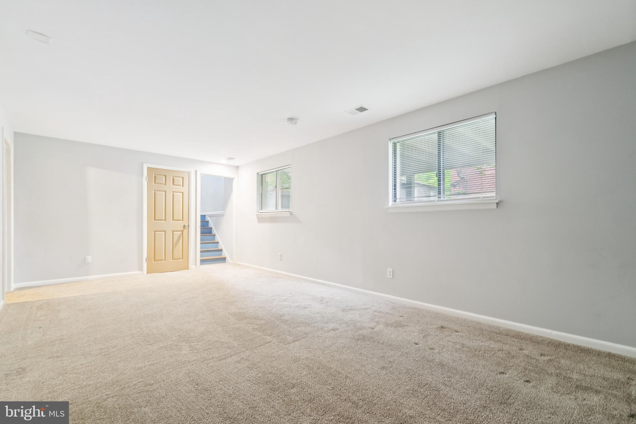 Columbia, Maryland, 21044, United States, 3 Bedrooms Bedrooms, ,3 BathroomsBathrooms,Residential,For Sale,1905608