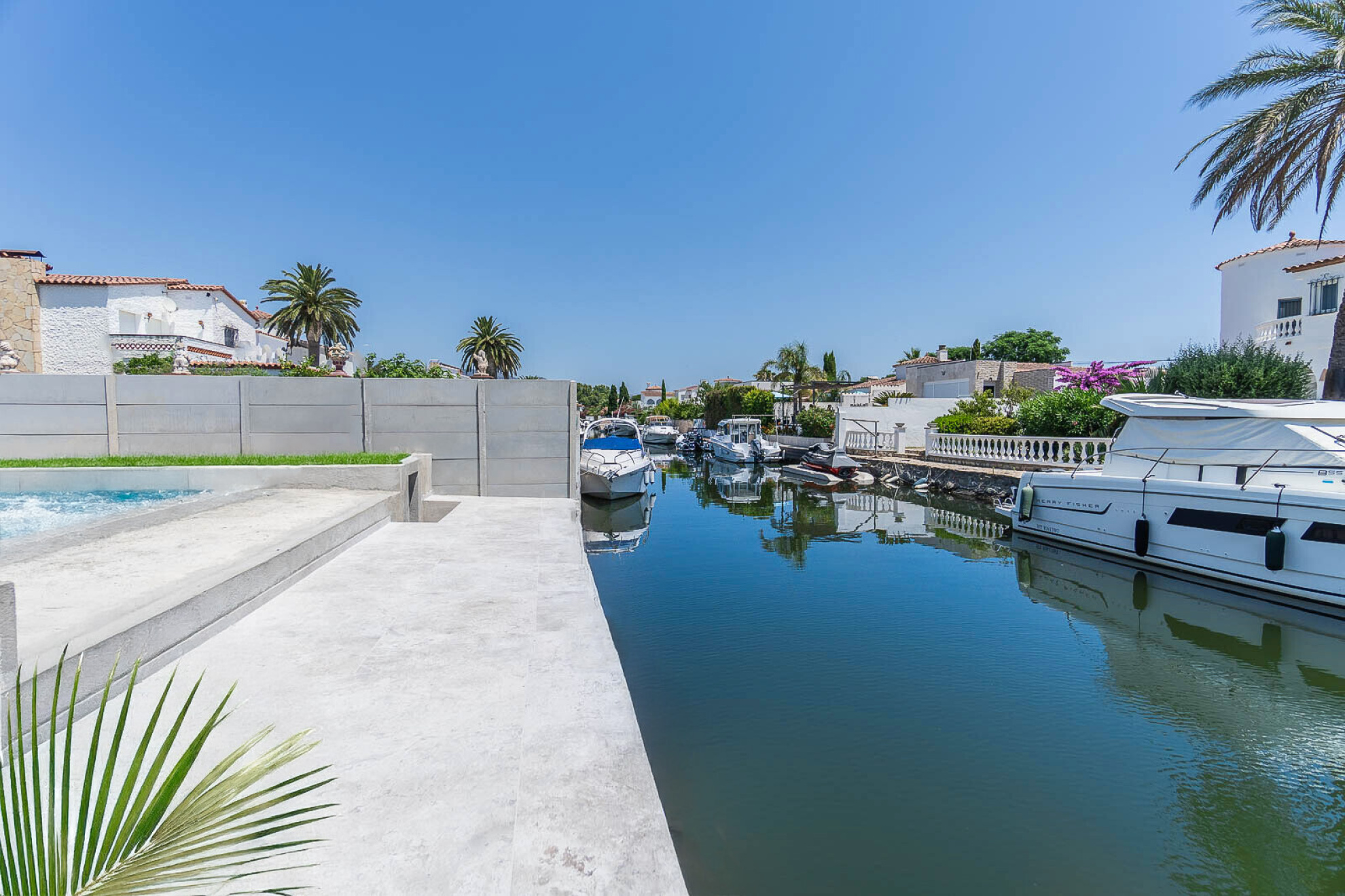  Renovated Contemporary Home with Private Dock in Empuriabrava - 物件實景