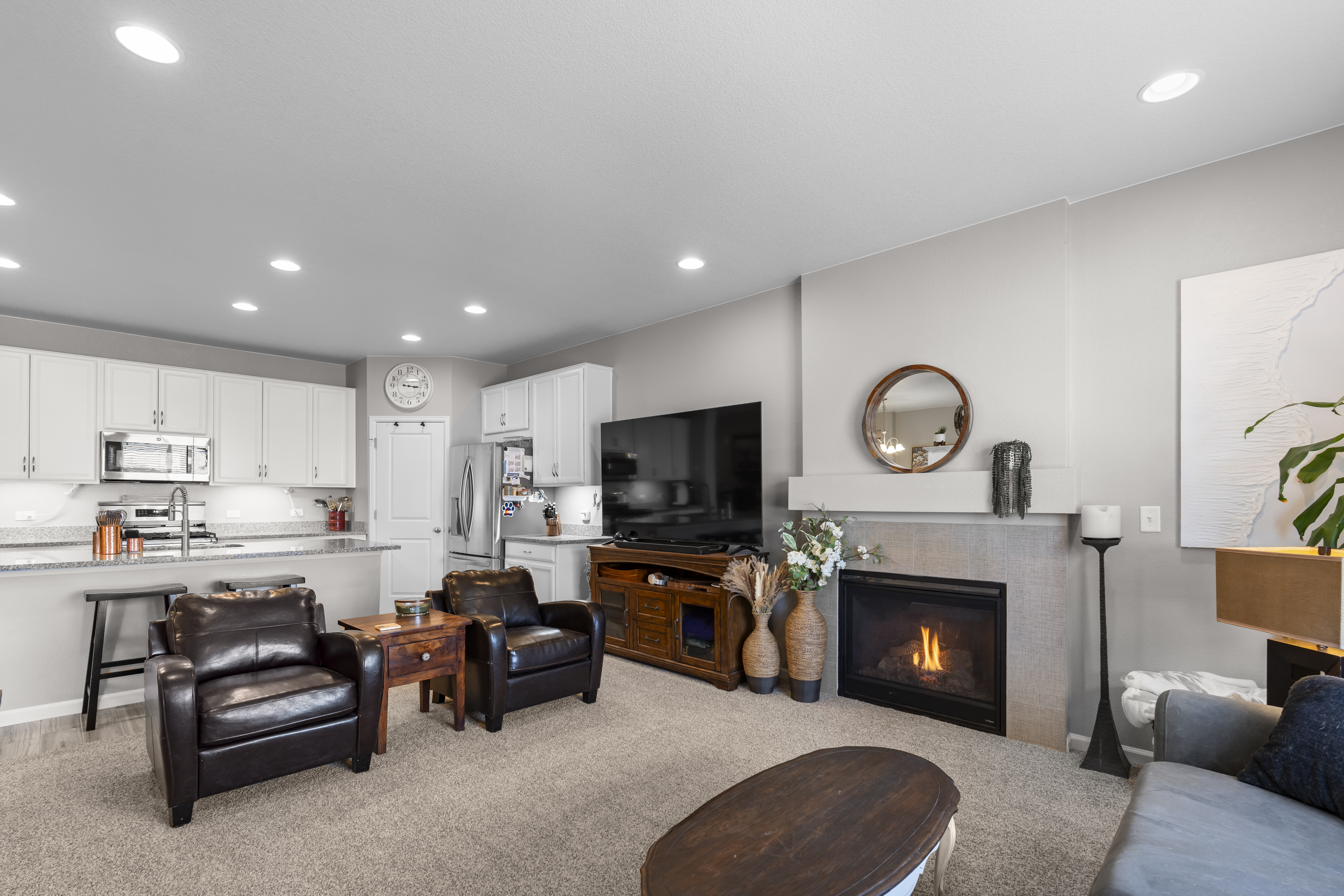  A Turn-Key Treasure Nestled Within the Highly Coveted Terrain Neighborhood - 物件實景