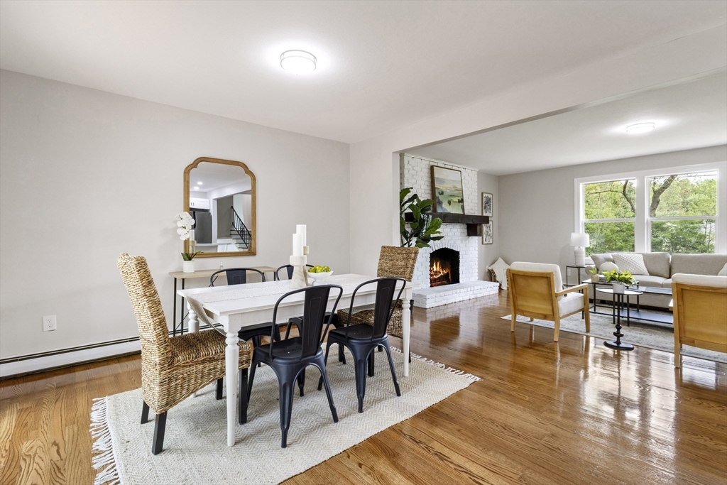 Mansfield, Massachusetts, 02048, United States, 4 Bedrooms Bedrooms, ,2 BathroomsBathrooms,Residential,For Sale,1942588