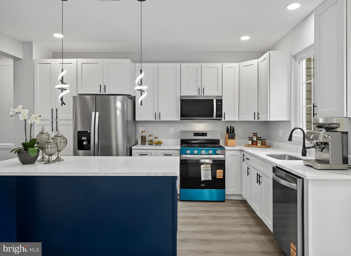 Herndon, Virginia, 20171, United States, 4 Bedrooms Bedrooms, ,4 BathroomsBathrooms,Residential,For Sale,1989077