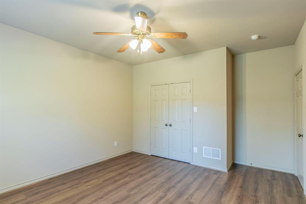 Cedar Hill, Texas, 75104, United States, 3 Bedrooms Bedrooms, ,2 BathroomsBathrooms,Residential,For Sale,2002451