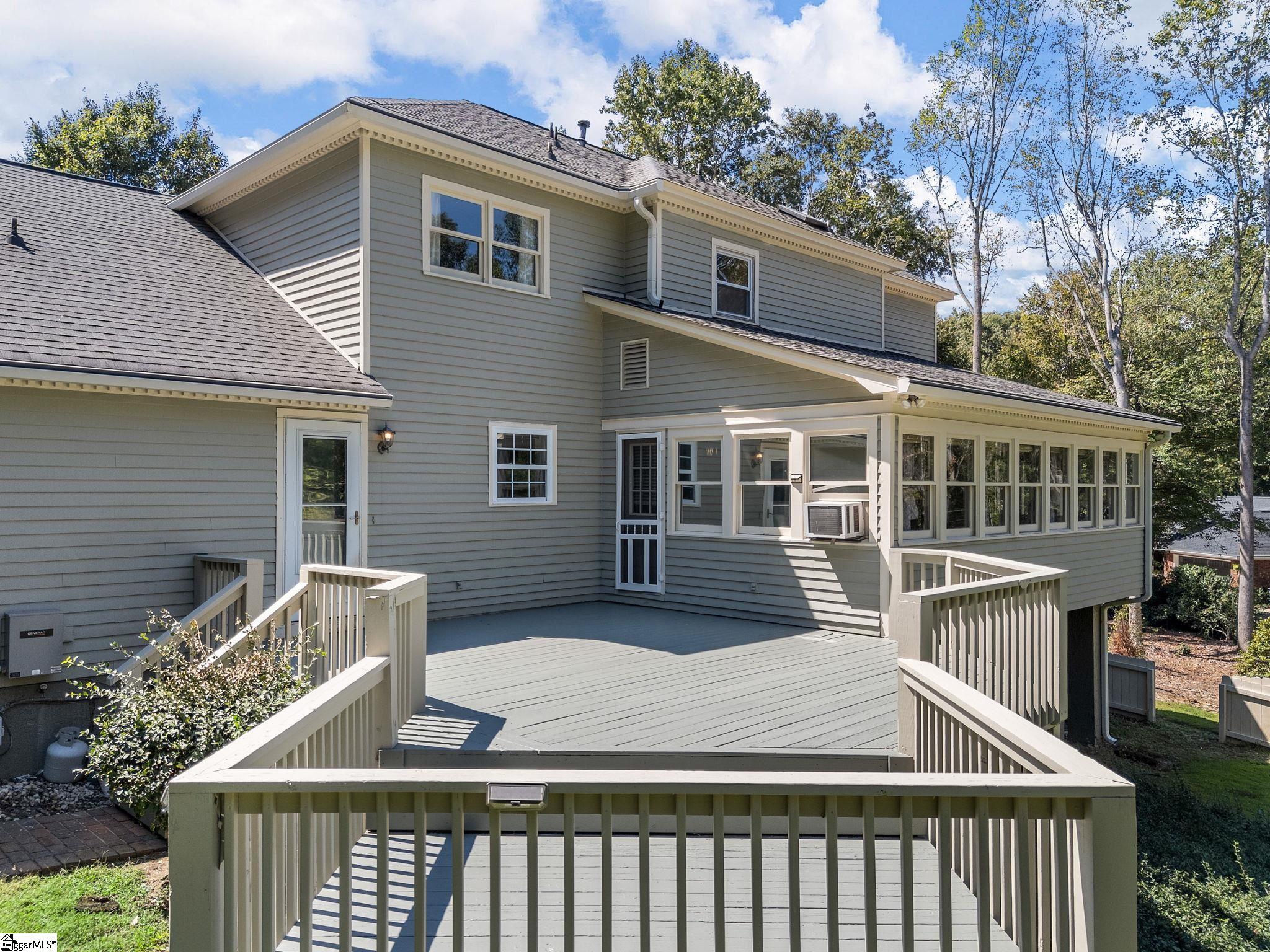 Spartanburg, South Carolina, 29301, United States, 4 Bedrooms Bedrooms, ,3 BathroomsBathrooms,Residential,For Sale,1950138
