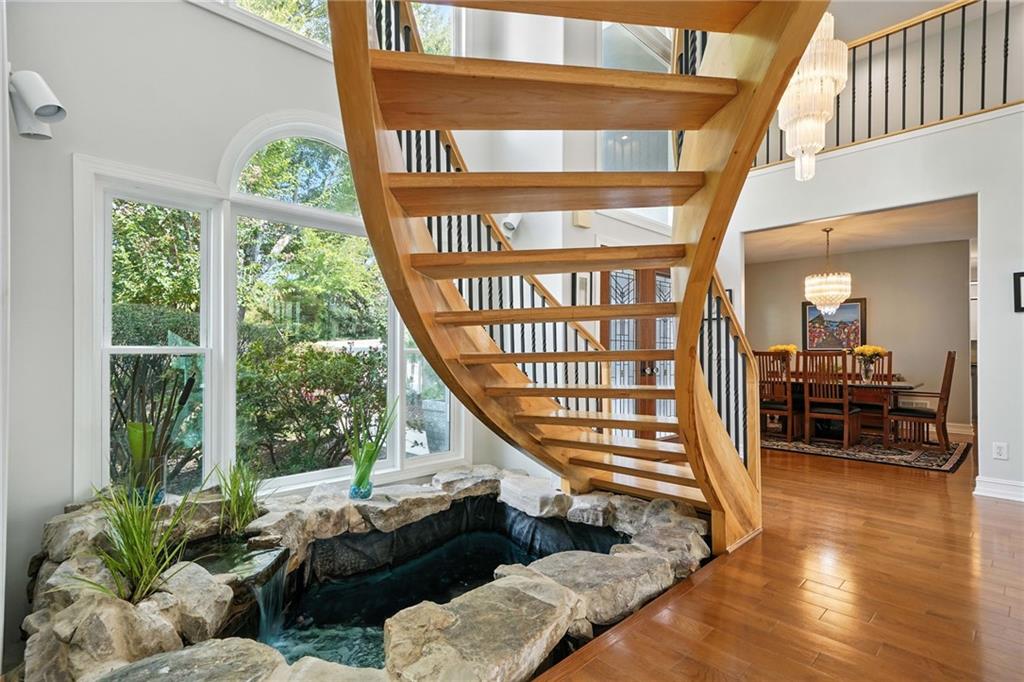 Marietta, Georgia, 30067, United States, 5 Bedrooms Bedrooms, ,4 BathroomsBathrooms,Residential,For Sale,1938523