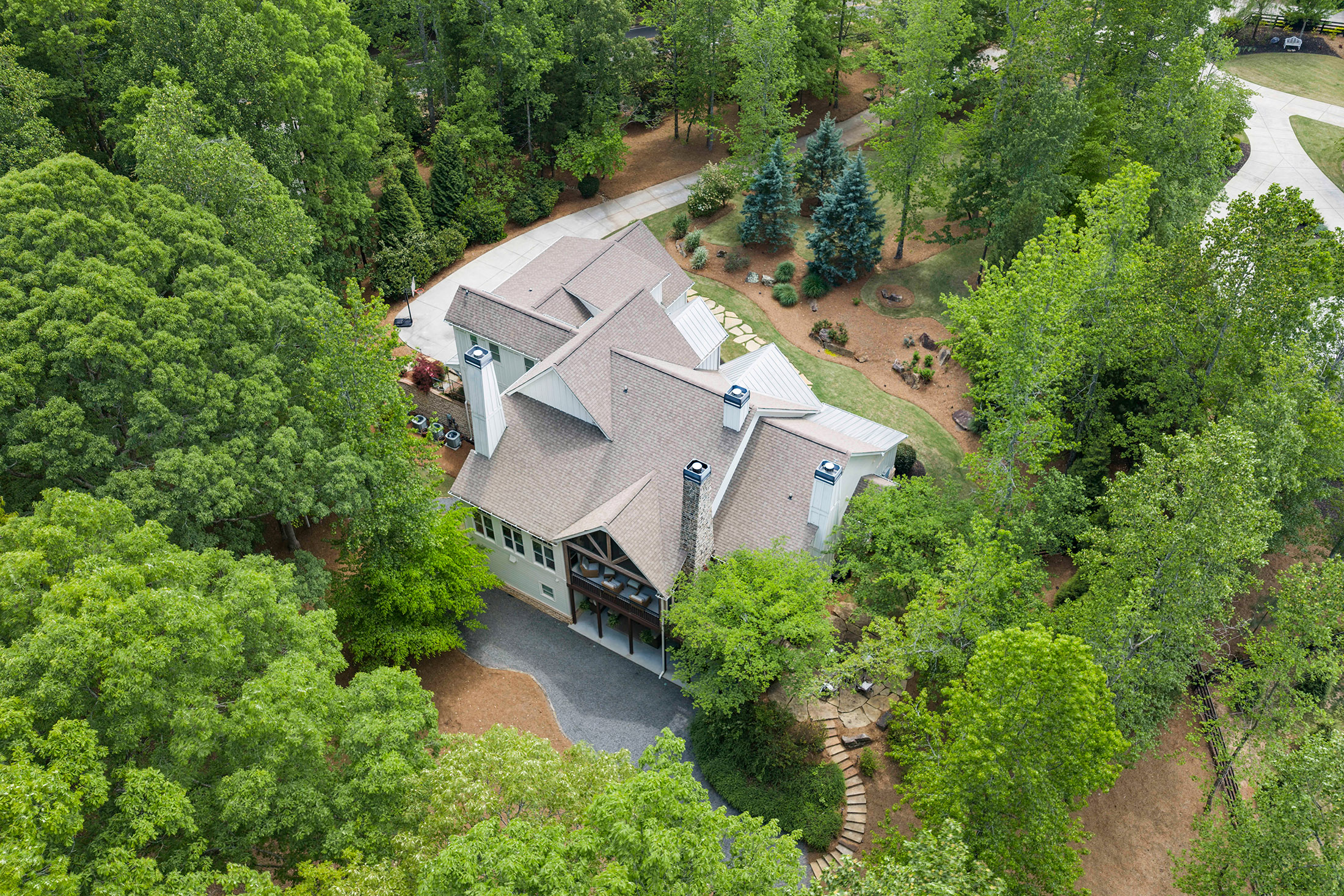  Builder’s Personal Estate on 2.36± Acres—Offering Space, Privacy & Convenience - 物件實景