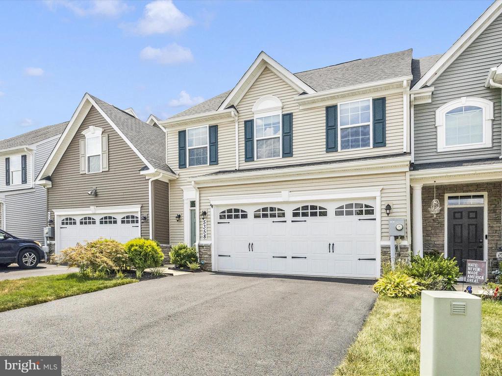 Frederick, Maryland, 21703, United States, 3 Bedrooms Bedrooms, ,3 BathroomsBathrooms,Residential,For Sale,1935549