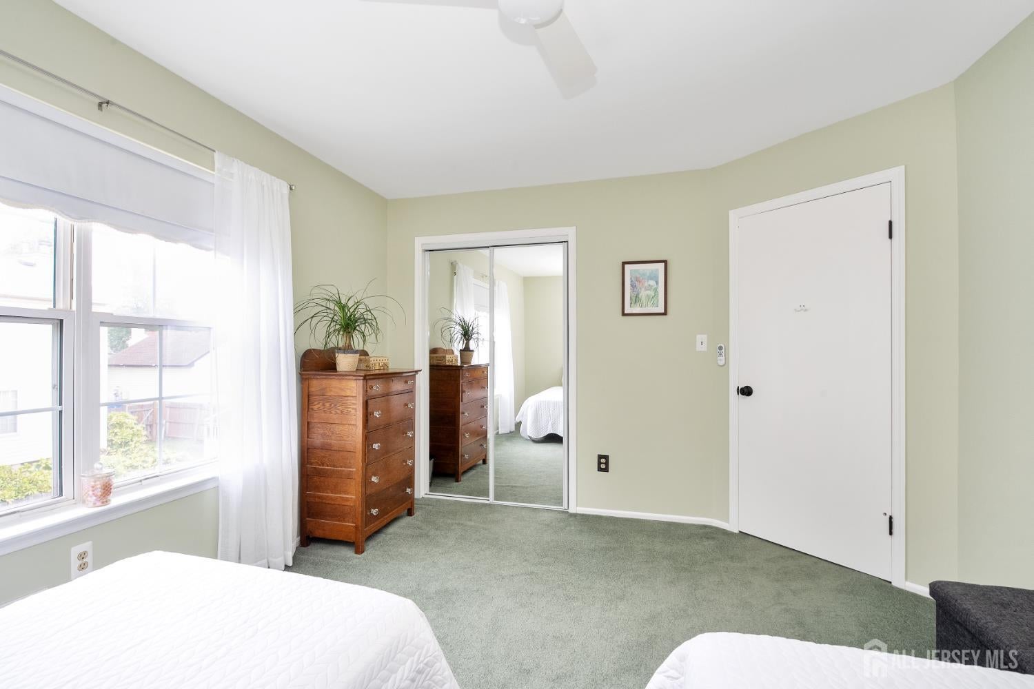 Piscataway, New Jersey, 08854, United States, 4 Bedrooms Bedrooms, ,3 BathroomsBathrooms,Residential,For Sale,1979846