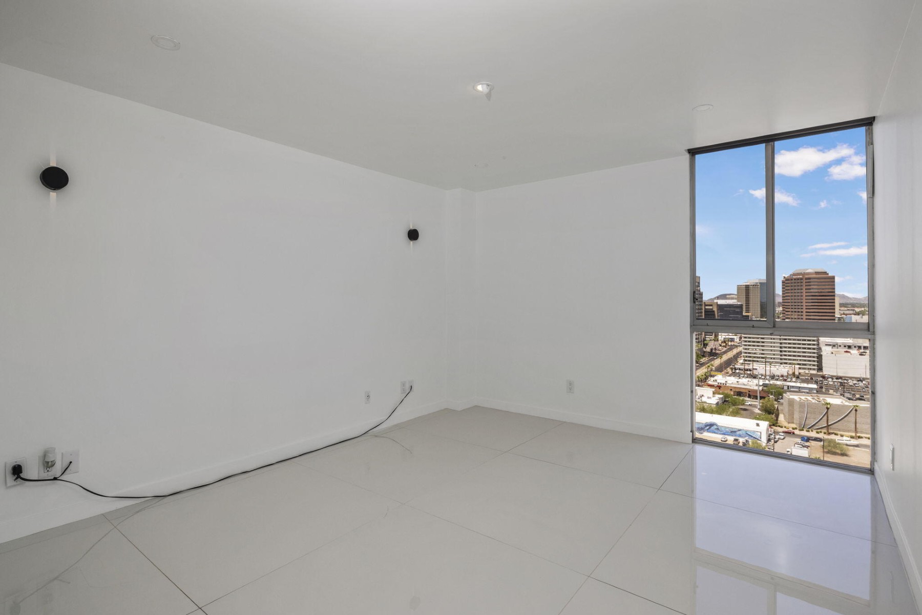  2323 N Central Ave¦Phoenix, AZ - 物件實景