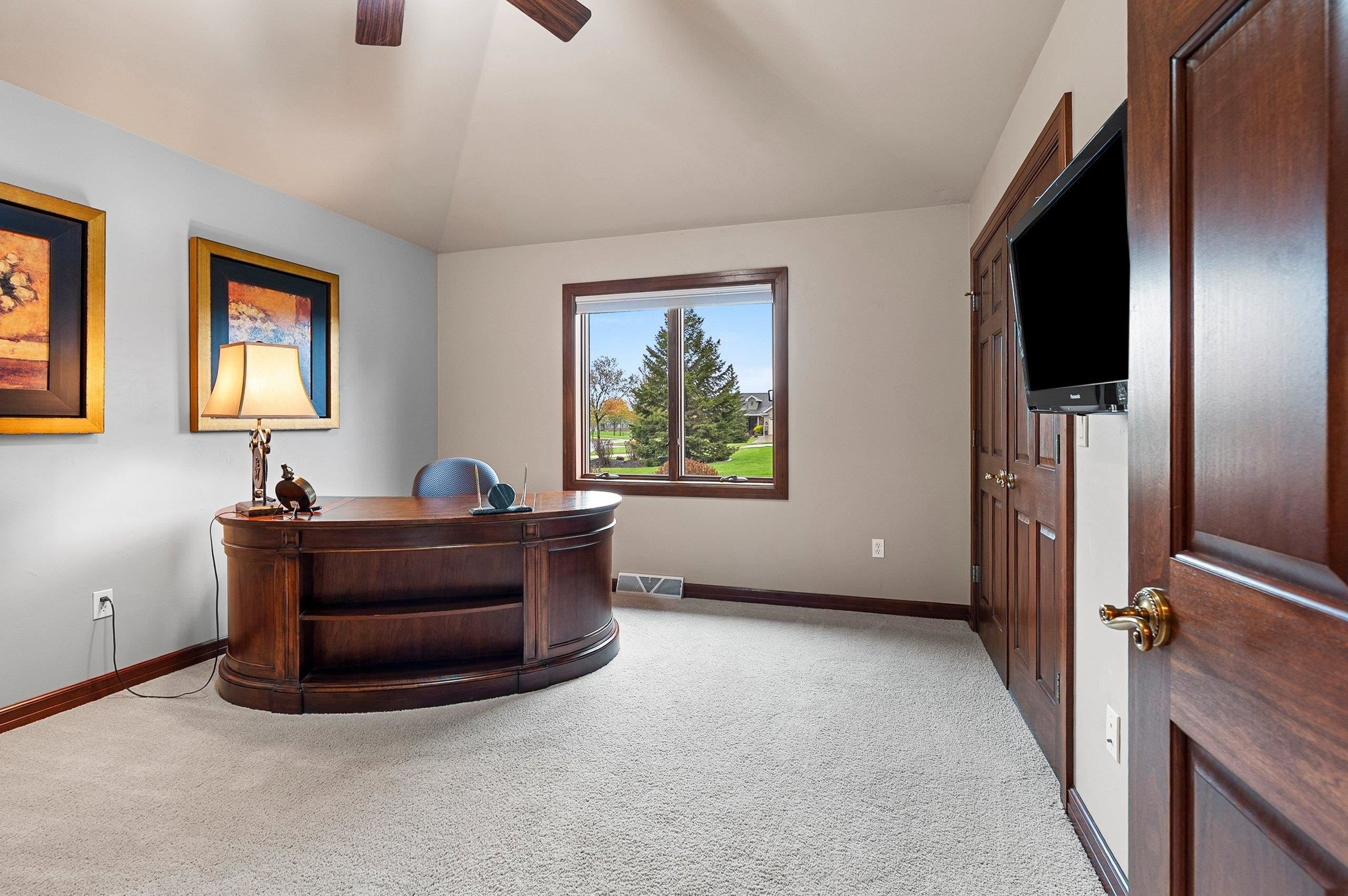 DE PERE, Wisconsin, 54115, United States, 3 Bedrooms Bedrooms, ,4 BathroomsBathrooms,Residential,For Sale,2048400