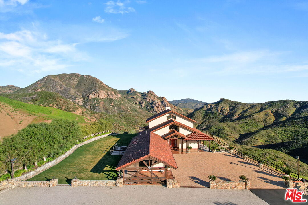 Malibu, California, 90265, United States, 3 Bedrooms Bedrooms, ,5 BathroomsBathrooms,Residential,For Sale,1760358