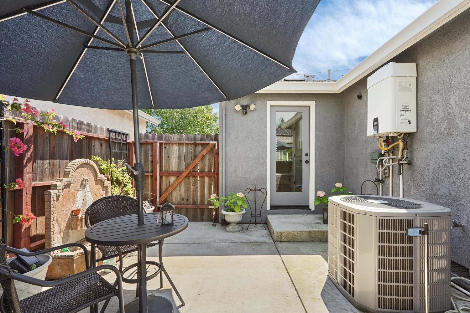 Woodbridge, California, 95258, United States, 2 Bedrooms Bedrooms, ,2 BathroomsBathrooms,Residential,For Sale,2049310