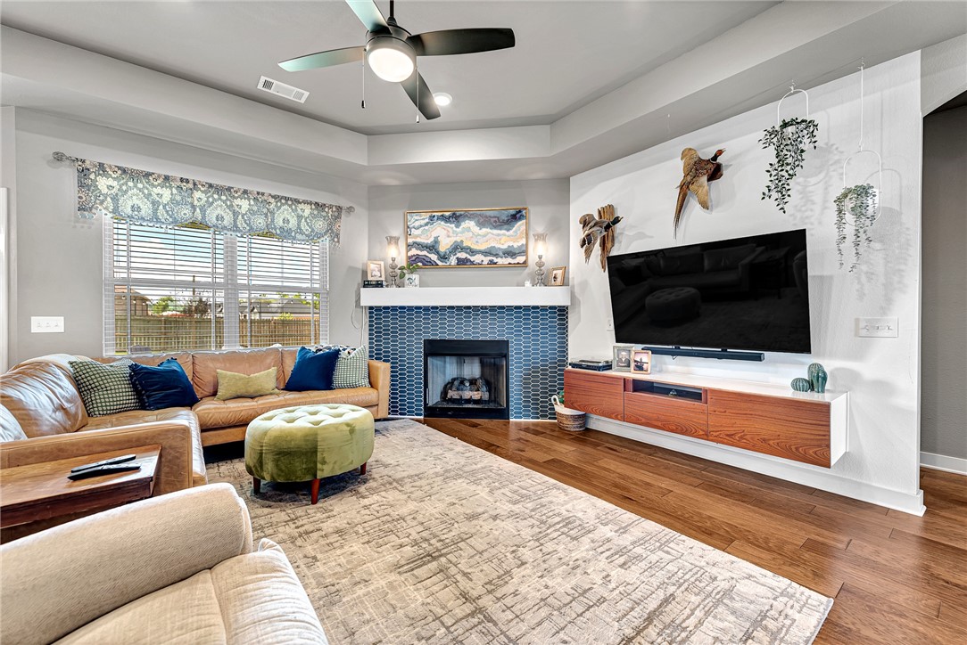 Cave Springs, Arkansas, 72718, United States, 4 Bedrooms Bedrooms, ,3 BathroomsBathrooms,Residential,For Sale,1919634