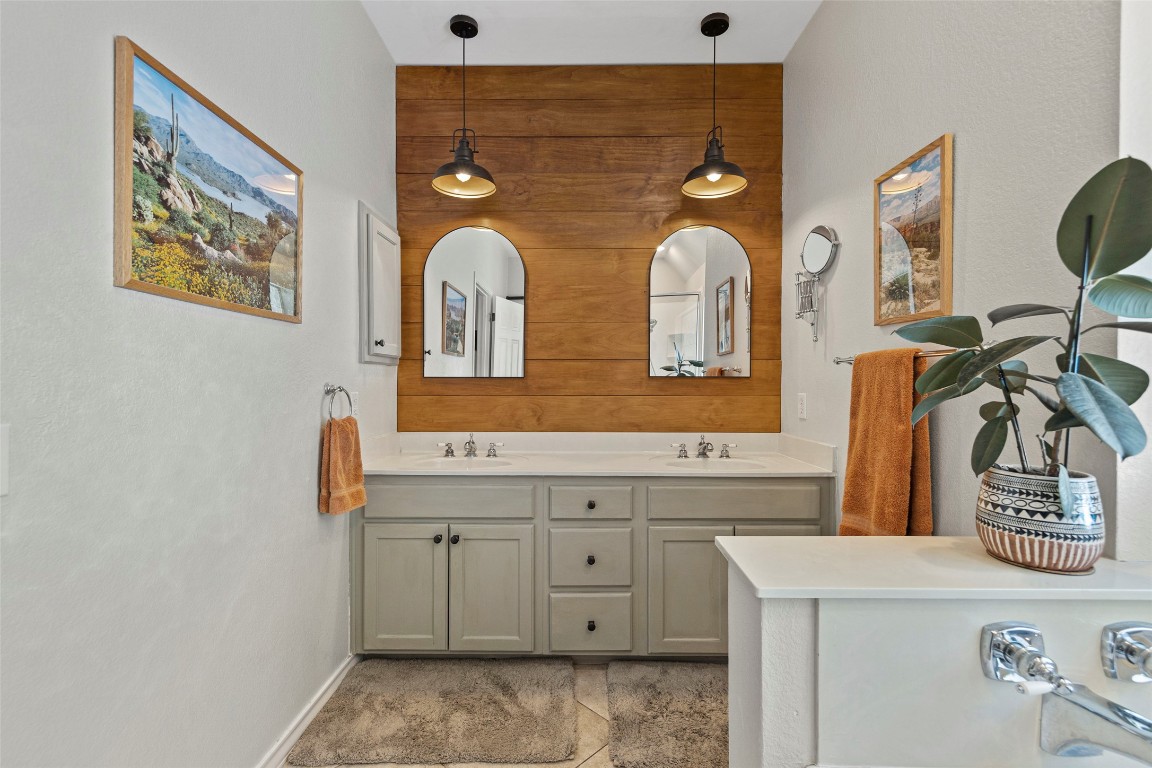 Wimberley, Texas, 78676, United States, 3 Bedrooms Bedrooms, ,3 BathroomsBathrooms,Residential,For Sale,1925623
