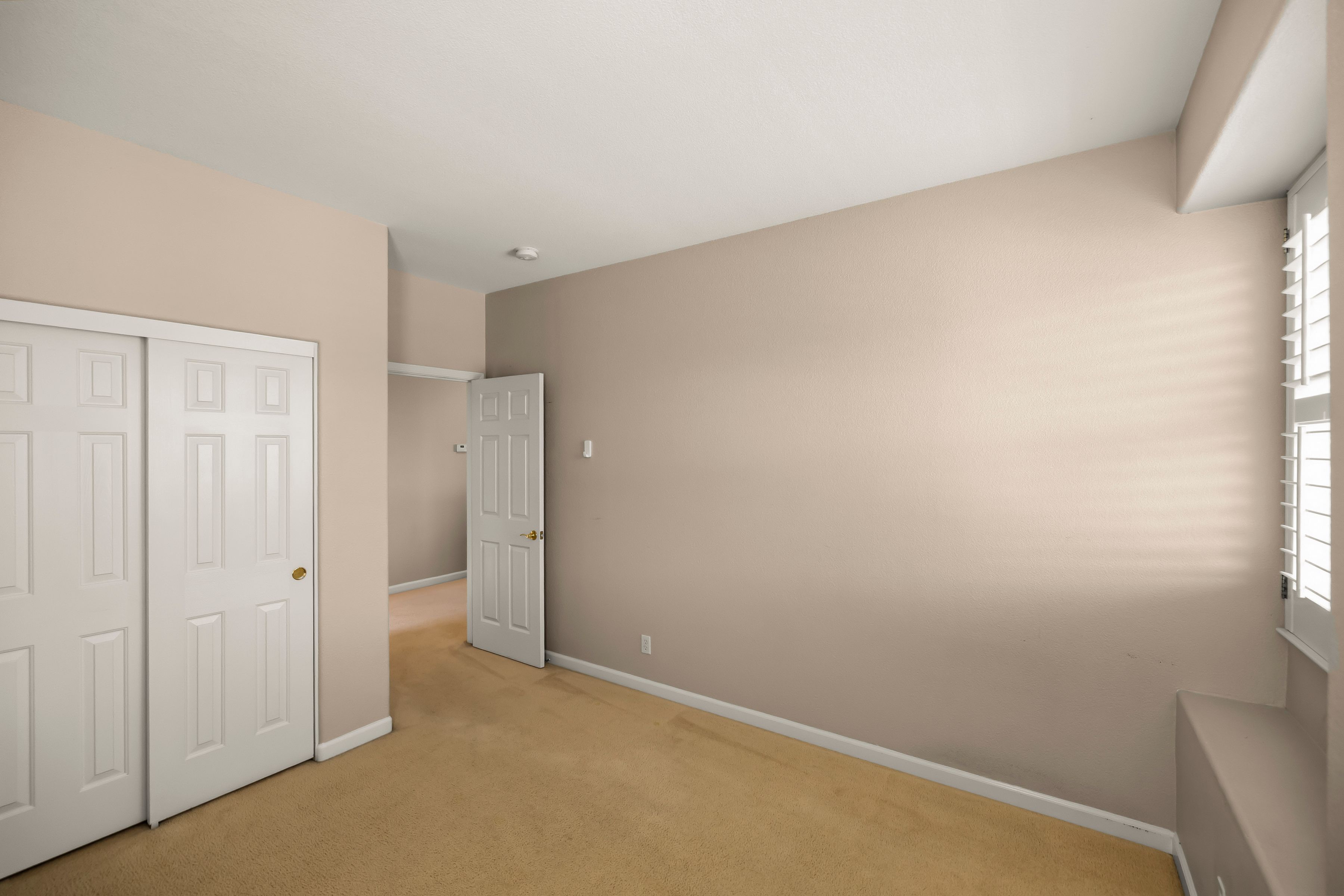  4890 Peninsula Point Drive - 物件實景