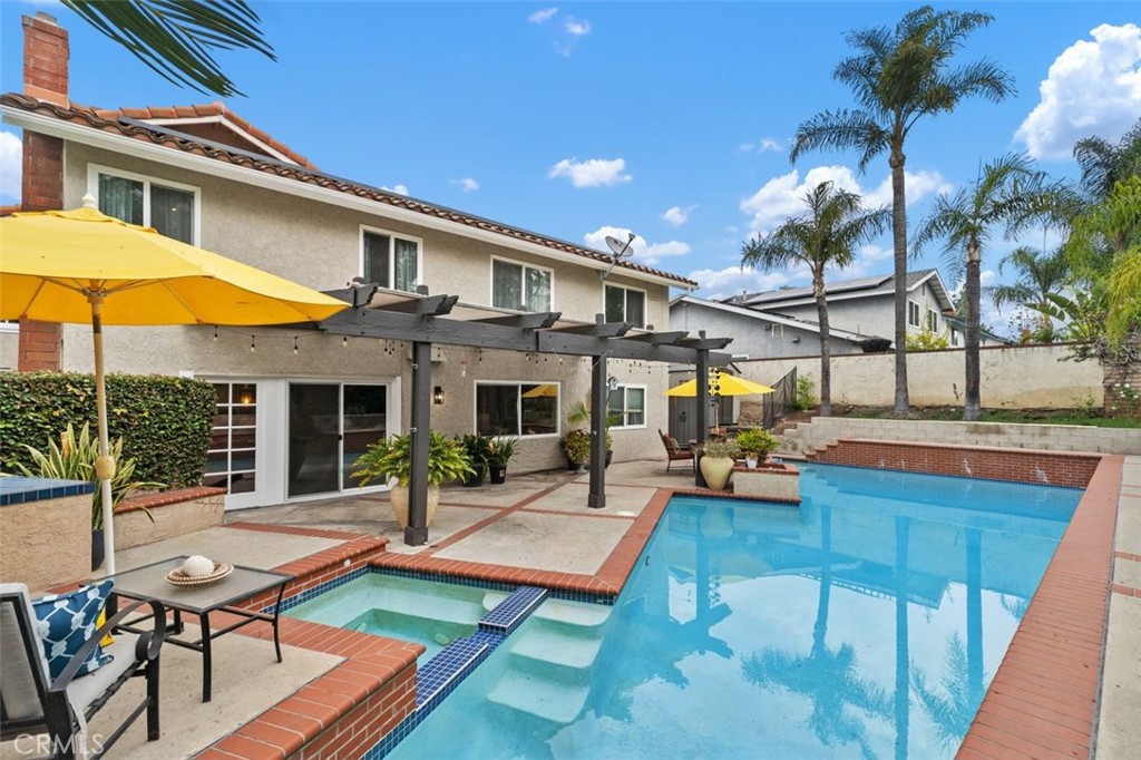 Lake Forest, California, 92630, United States, 6 Bedrooms Bedrooms, ,4 BathroomsBathrooms,Residential,For Sale,1991080