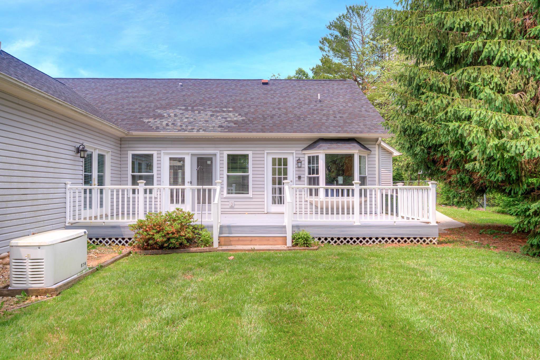 Blacksburg, Virginia, 24060, United States, 4 Bedrooms Bedrooms, ,3 BathroomsBathrooms,Residential,For Sale,1847433