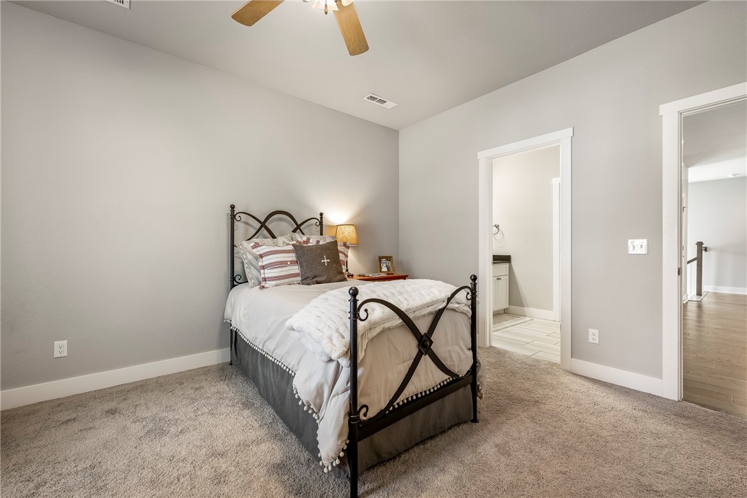 Fayetteville, Arkansas, 72701, United States, 4 Bedrooms Bedrooms, ,4 BathroomsBathrooms,Residential,For Sale,1895479