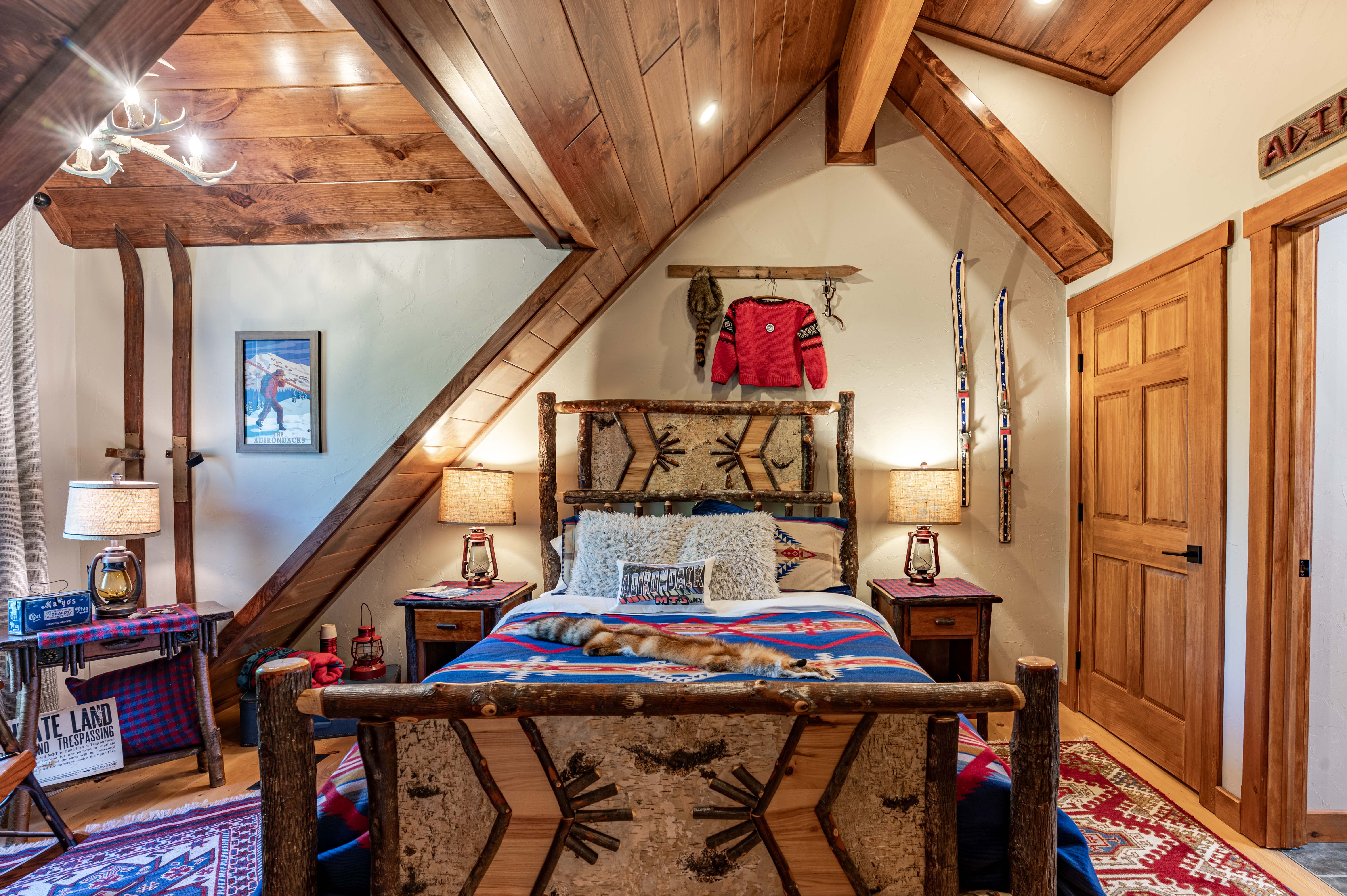 Log Cabin with Flair - 物件實景