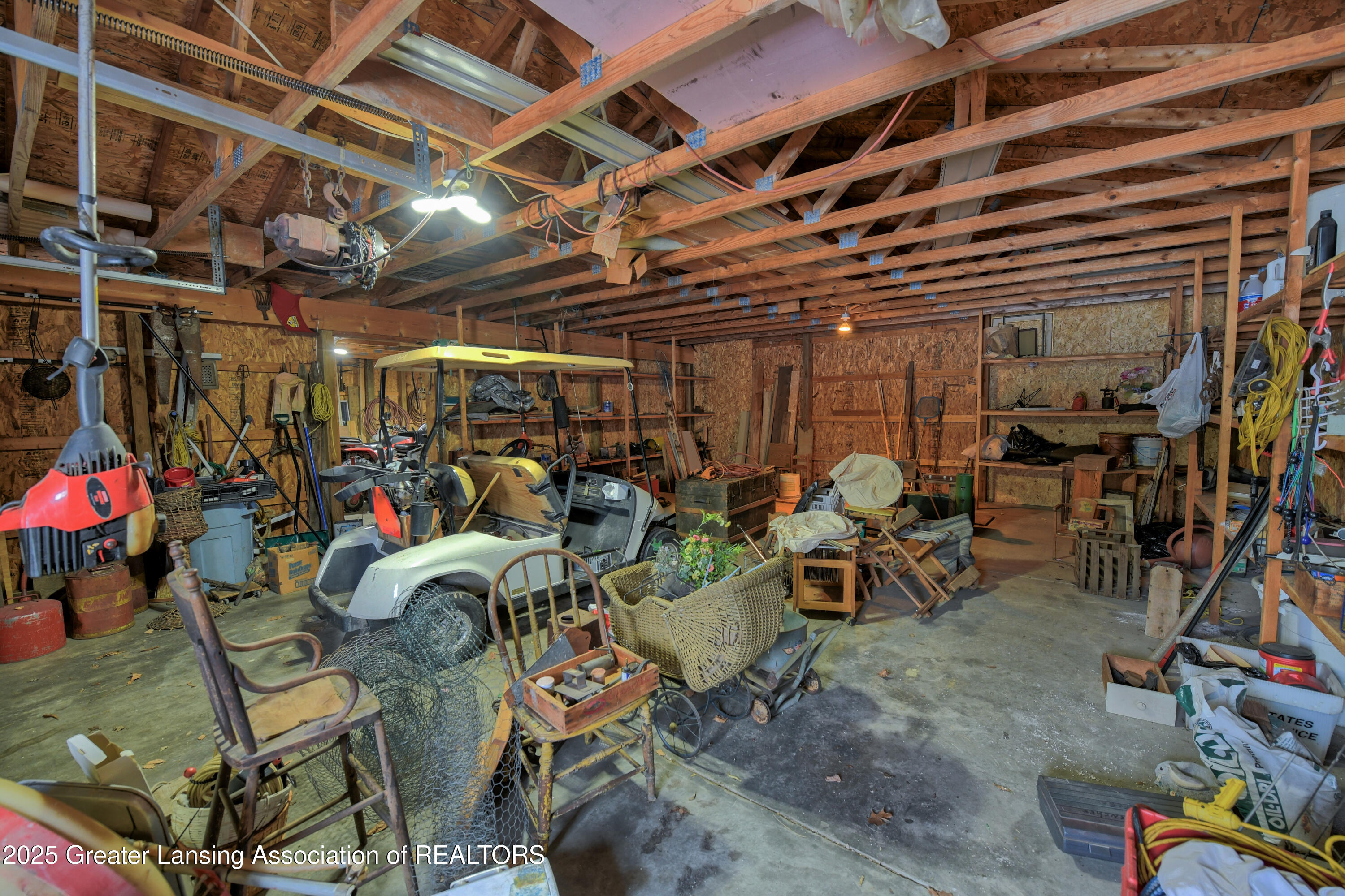 Portland, Michigan, 48875, United States, 5 Bedrooms Bedrooms, ,4 BathroomsBathrooms,Residential,For Sale,2031480