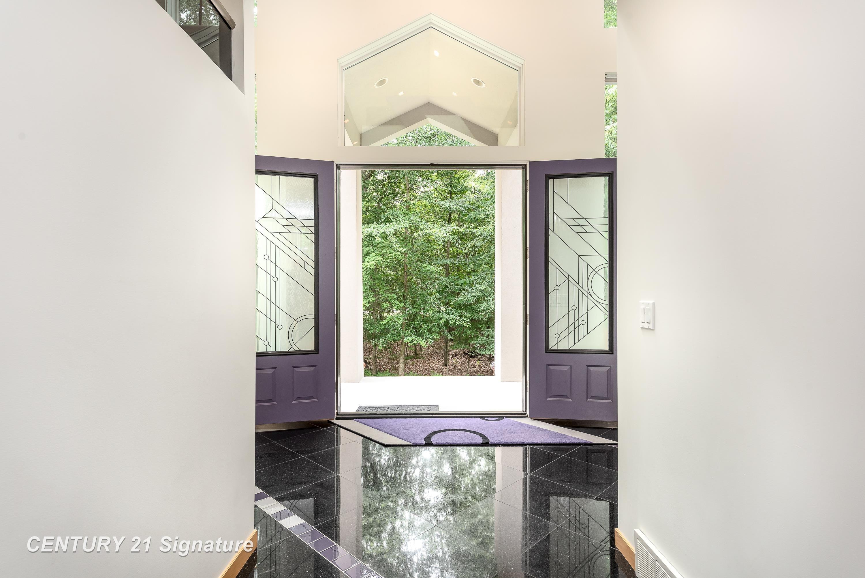 Midland, Michigan, 48642, United States, 4 Bedrooms Bedrooms, ,5 BathroomsBathrooms,Residential,For Sale,2019311