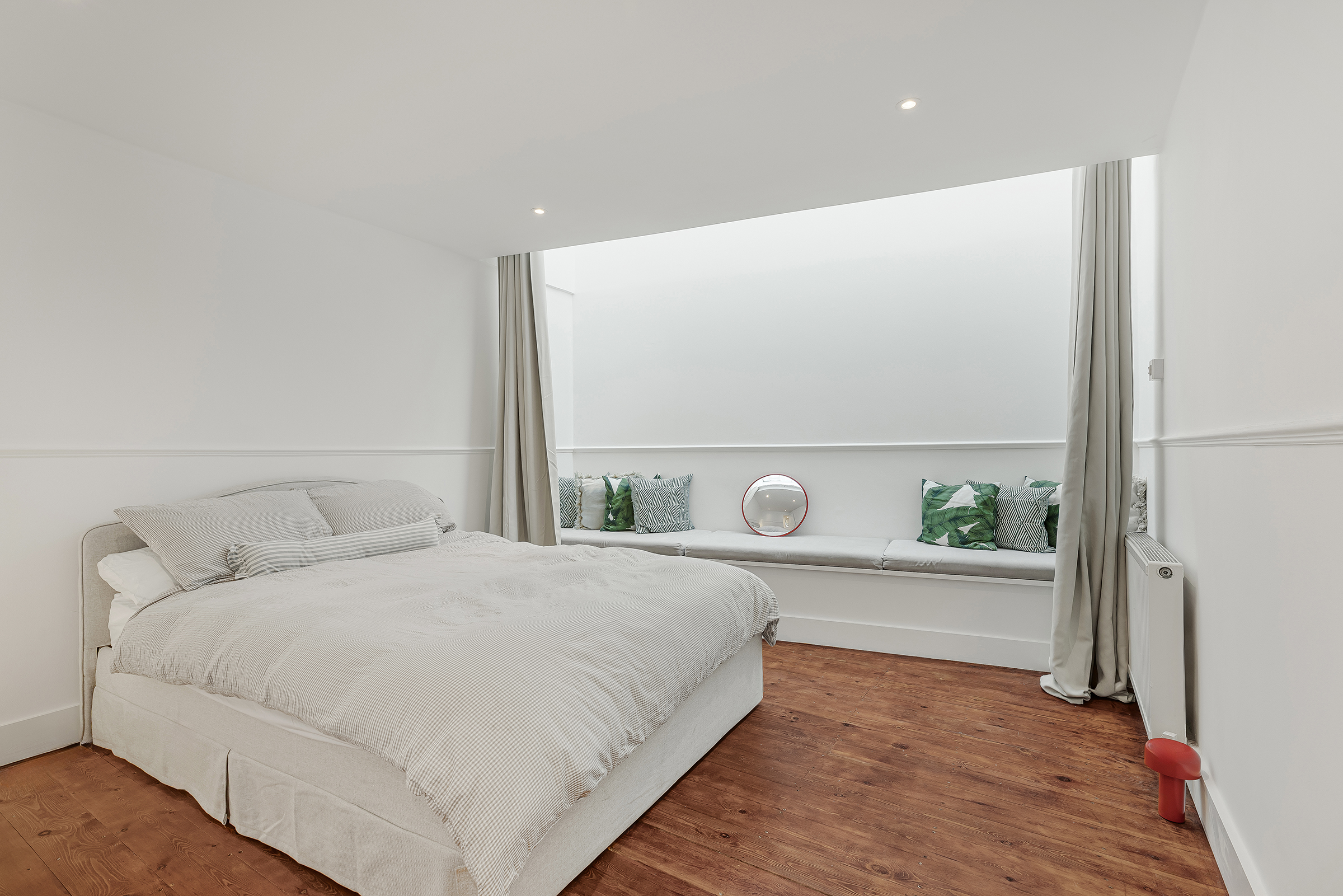  Light-Filled Mews House with South-Facing Terrace in the Heart of Notting Hill - 物件實景