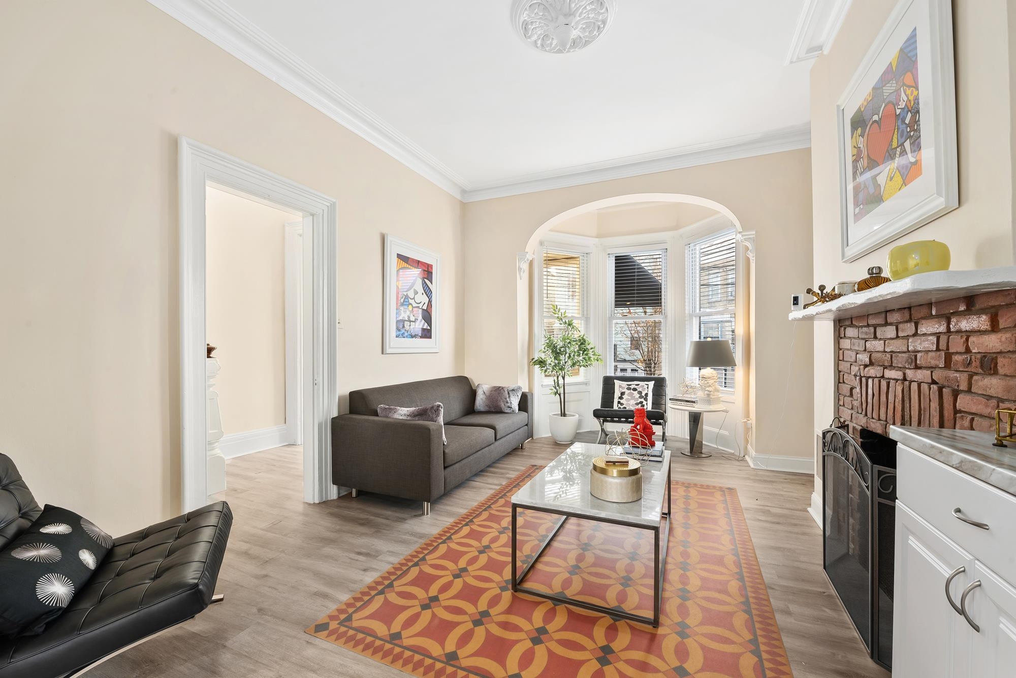 Union City, New Jersey, 07087, United States, 3 Bedrooms Bedrooms, ,2 BathroomsBathrooms,Residential,For Sale,2002067