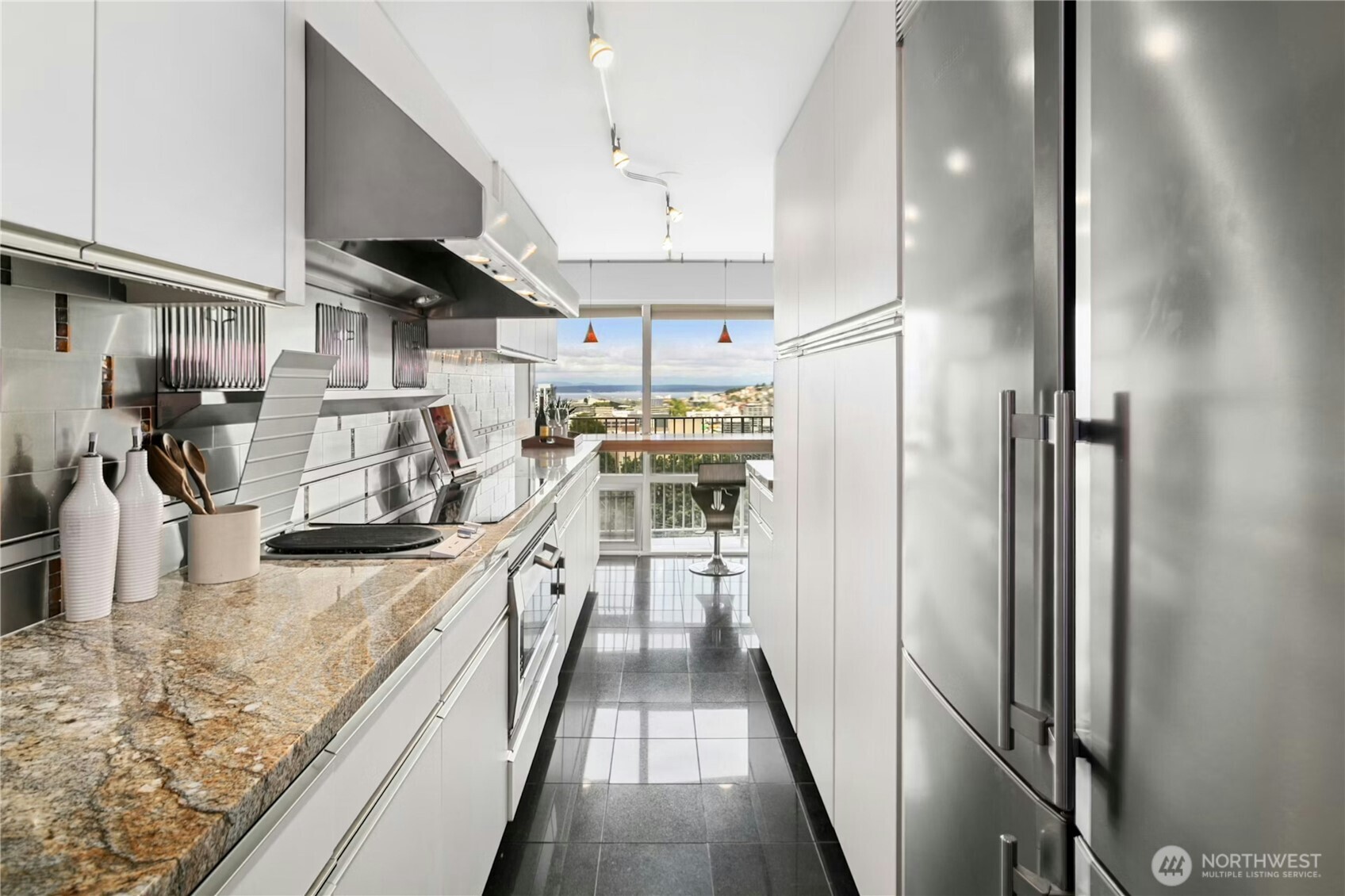 Seattle, Washington, 98102, United States, 2 Bedrooms Bedrooms, ,1 BathroomBathrooms,Residential,For Sale,1973111