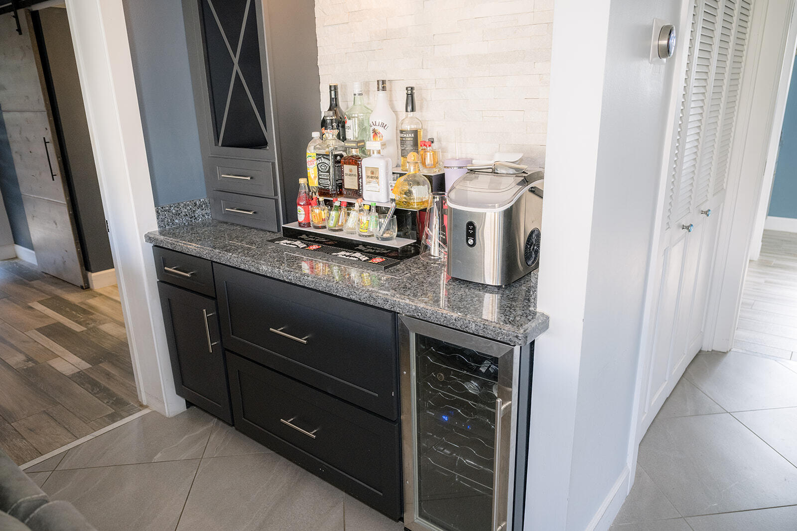 KEY LARGO, Florida, 33037, United States, 2 Bedrooms Bedrooms, ,2 BathroomsBathrooms,Residential,For Sale,1992008