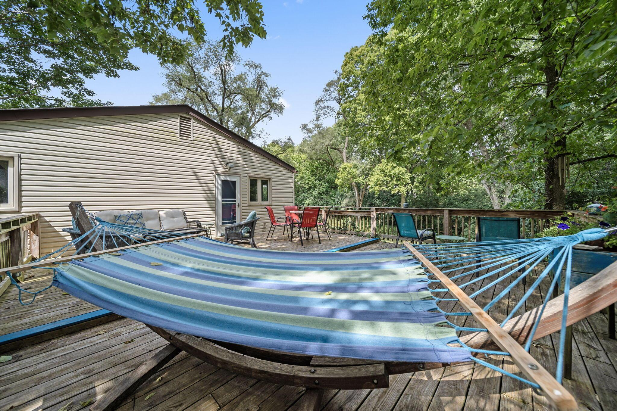 Columbus, Ohio, 43221, United States, 3 Bedrooms Bedrooms, ,4 BathroomsBathrooms,Residential,For Sale,1951333