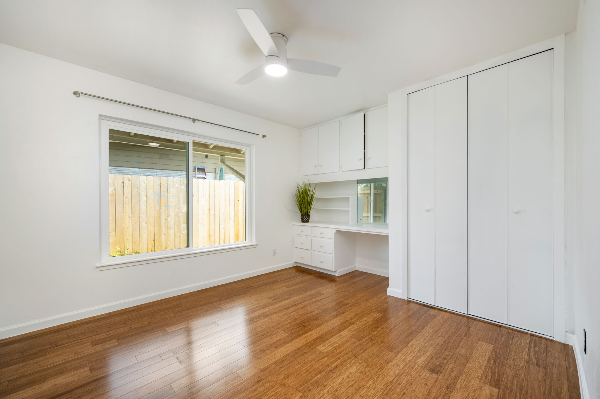  Refined Mid-Century Modern with Casita in Alamo Heights ISD - 物件實景