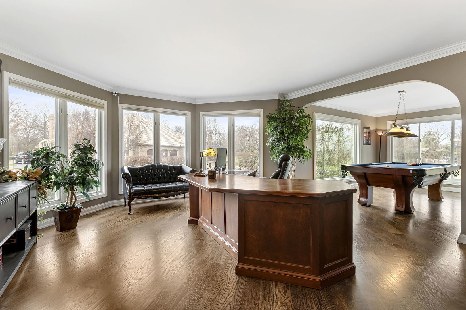 St. Charles, Illinois, 60175, United States, 6 Bedrooms Bedrooms, ,8 BathroomsBathrooms,Residential,For Sale,1940364